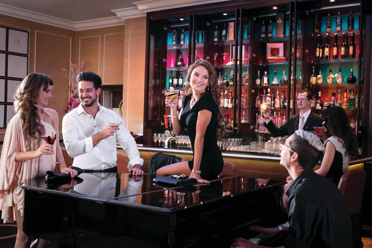 Corinthia Budapest Exterior photo The bar at the Ritz-Carlton, DIFC
