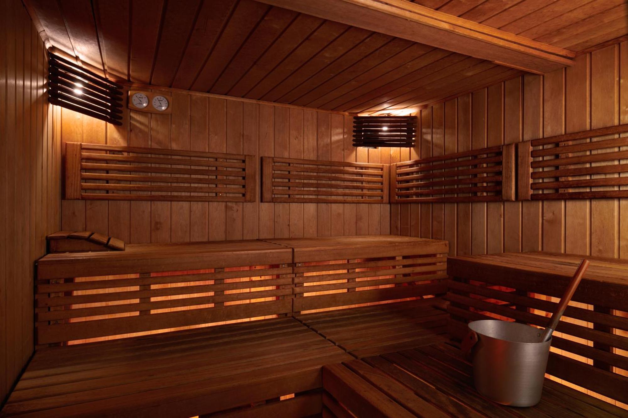 Corinthia Budapest Exterior photo A Finnish sauna
